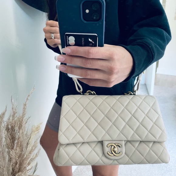 Chanel Trapezio Bag. Large. - Picture 5 of 17